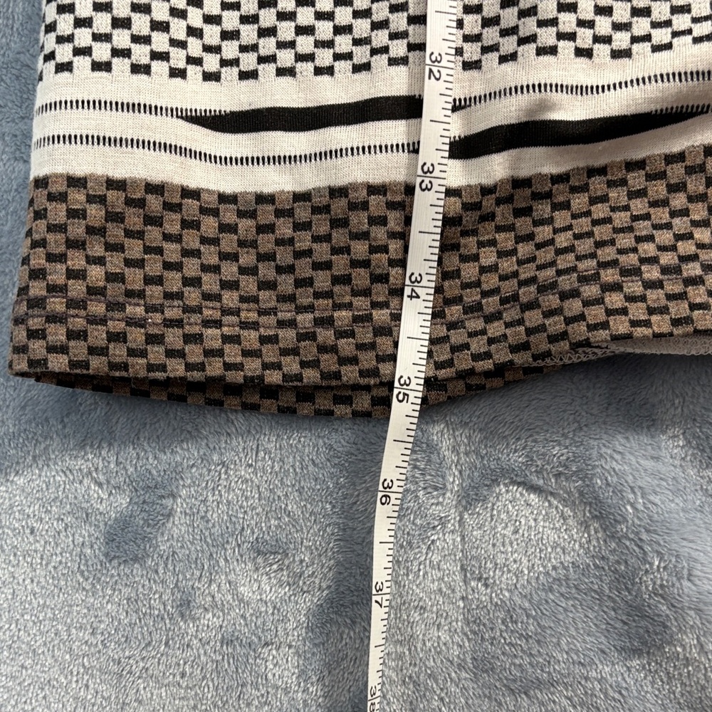Papillon Blanc Monochrome and Patterned Sleeveless Dress - Picture 9 of 10